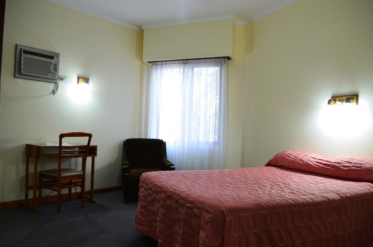 Hotel Huemul เจเนรัลโรกา ภายนอก รูปภาพ